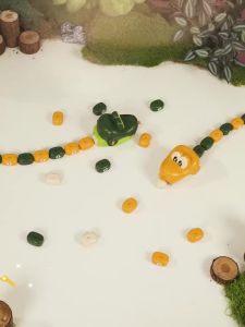 2 PCS RC Magnetic Eating Snake Remote Control Car Toy Animal Greedy Bean Devouring Car Interactive Christmas Birthday Party Gift
