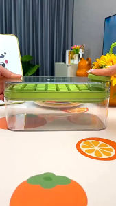 ที่ทำน้ำแข็ง ถาดน้ำแข็ง 2ชั้น ถาดแม่พิมพ์น้ำแข็ง ทำวุ้น แม่พิมพ์ทำน้ำแข็ง ซิลิโคลนนิ่มสามารถแกะน้ำแข็งออกมาได้ง่าย