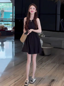 Fashionable French Style Little Black Dress Womens Spring Summer New Arrival Exposed Waist A-Line Mini Skirt Slimming