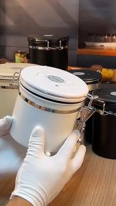 1.2/1.8L Stainless Steel Coffee Sealed Jar for Coffee Bean/Coffee Powder Storage Container With Date Tracker/Scoop