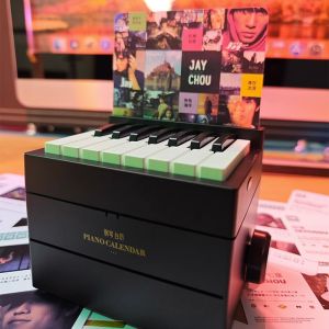 Playble Bluetooth Mini Piano Calendar