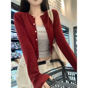 Áo Len Cardigan Dệt Kim Cổ Tròn Ngắn Tay Dài Màu Đỏ Phong Cách Pháp Cổ Điển Dành Cho Nữ Mùa Xuân Thu Dáng Ôm Vừa Vặn