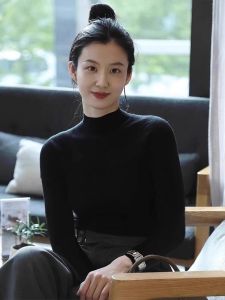 HUOLISI | Slimming and Soft Semi High Neck Knit Sweater