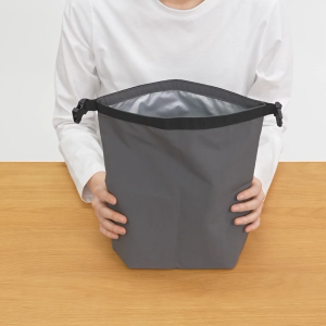 MUJI กระเป๋าอาหารกลางวัน ปรับความสูงได้ รุ่นม้วนปาก (ขนาดใหญ่) Roll-top Lunch Bag Large น้ำหนักเบา สี: เทา