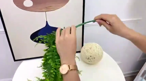 1 PCS Simulated Wall Hanging Persian Grass Vine Artificial Hanging Ferns Plants Outdoor Garden Plastic Green Plants Decoration