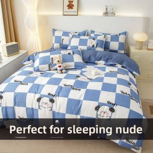 Simple Refreshing Flannel Bedding Set