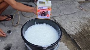 SUABE SUPER CLEANER CAR SHAMPOO 1LITER - Rich Foamy Car Shampoo High Gloss Flawless Clean Finish Removes Dirt and Grime