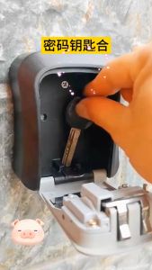 Cod Key Storage Box Key Safe Wall-Mounted Key Lock Box 4-Digit Combination Password