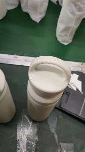 Super Bear Home กระบอกน้ำเก็บความเย็น กระบอกใส่น้ำ มีหลอดดูดที่ฝา มีหูหิ้ว เก็บอุณหภูมิ ขนาด 550 ml