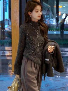 Fashion Knit Sweater with High Neck Glitter Pseudo Two-Piece