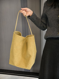 Corduroy Large Capacity Commuter Single Shoulder Tote Bag Womens Bag Underarm New Style Fashionable European Style Handbag