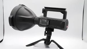 Senter LED Cas Jumbo Besar Super Terang 50 Watt Jarak Jauh Baterai Rechacherable USB Cahaya Senter Jarak Jauh Hingga 2Km Ori Waterproof Dan Tahan Lama Bisa Untuk Berburu Memancing Mendaki Camping