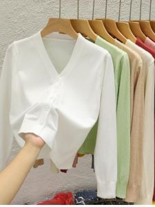 V-neck Short Length Black Sweater