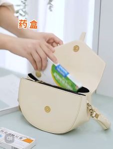Compartment Packaging Portable Pill Box Travel Portable Mini Multi-Function Packaging Pill Box Storage