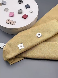 Nút Nam Châm Tròn Khâu Tay Size 18mm Màu Vàng Và Bạc Phụ Kiện May Vá Nút Tròn Hít May Đồ Tiện Lợi