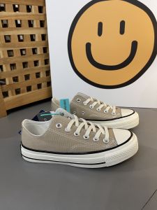 Evenstar Canvas Shoes Xiaohongshu Influencer Japanese Milk Tea Color Low-Top Lace-up Board Shoes Men Women Same Style Lovers Shoes