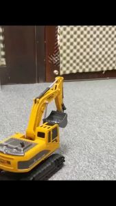 Đồ chơi máy xúc điều khiển từ xa cho trẻ em Ánh sáng âm thanh Xoay tự do 6 kênh