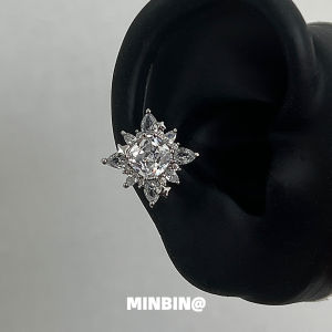 Elegant Star Zircon Clip-On Earrings for Women Glitzy Holeless Ear Bone Clips Fashionable Design Trendy Jewelry Accessories