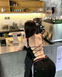 SKINOFSKIN | Strappy Back Padded Sports Top