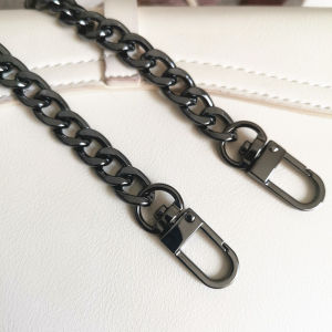 Tali Bahu โซ่กระเป๋าสตรีสาย ซึ่งเป็นอุปกรณ์เสริม Tali Bahu โซ่โลหะไฮเอนด์ โซ่คล้องไหล่เส้นทแยงมูมสายเดียวใต้วง สะพายไหล่ โซ่โซ่กระเป๋า สำหรับคนที่ควรสัมสรับผิวหน้าที่ดูเบาและโชค รวมถึงความสะดวกสบายและความสวยงาม