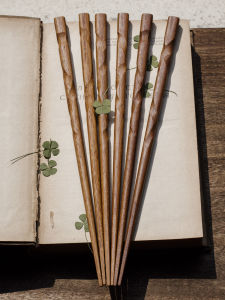Retro Japanese Style Sushi Seafood Sharp Tip Chopsticks Indoneasia Ironwood Material No Harmful Paint No Wax Dining Utensils