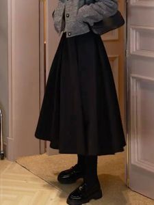 กระโปรงทรงเอเอวสูงสีดำ กระโปรงทรงเอสไตล์ฮิปซี กระโปรงทรงเอเอวสูง กระโปรงทรงเอทรงเอ กระโปรงทรงเอเอวสูง