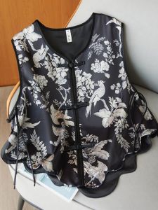 Loose Casual Chinese Style Vest Jacket for Men without Sleeves with Button Decor Large Size 300 Pounds Autumn Spring New Style