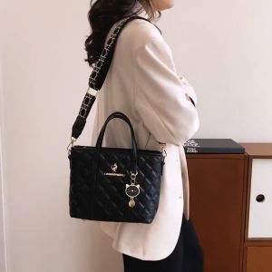 Grosir import jakarta Aff Tas Linuodaisu Free Paper Bag & Tag Label 012 Tas Tangan Wanita Import Fashion Best Seller