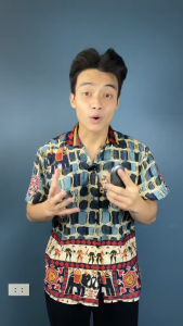 Máy phiên dịch ngôn ngữ SEKA CORISU F1 dịch online 138 ngôn ngữ thiết kế nhỏ gọn màn hình cảm ứng dễ sử dụng ( Tặng tai nghe )