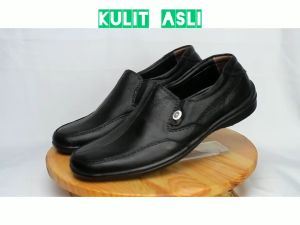 Sepatu Slip On Casual Pria MVD04: Panduan Lengkap