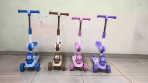 READY STOCK TO SHIP LABUBU RIDE ON SCOOTER KIDS 2 - 7 YEARS ADJUSTABLE FOLDABLE MUSIC SONG LED COLOURFUL LIGHT