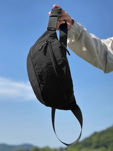 Casual Lightweight Crossbody Bag for Mobile Phone Fashionable Brand Mens Chest Bag Japanese Style Simple Lightweight Single Shoulder Backpack for Women