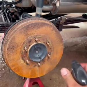 Thuốc Xịt Tẩy Gỉ Sét Loại Bỏ Oxit Kim Loại & Bột Sắt Làm Sạch Ống Xả Bảo Vệ Lớp Mạ Crôm Khôi Phục Độ Sáng Bóng Công Thức An Toàn
