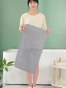 Luxury Anti-Slip Bath Mat – Soft Cushioned Spa Comfort with Suction Grip & Quick-Dry Technology