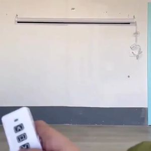 หน้าจอโปรเจ็กเตอร์ หน้าจอโปรเจคเตอร์ ไฟฟ้า รีโมทคอนโทรล 16:9 มี 3 ขนาดเลือก 84 100 120 นิ้ว หน้าจอโปรเจ็กเตอร์ หน้าจอโปรเจคเตอร์ หน้าจอโปรเจ็กเตอร์ หน้าจอโปรเจคเตอร์ หน้าจอโปรเจ็กเตอร์