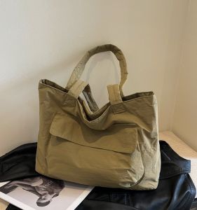 Lightweight Fashionable Single Shoulder Tote Bag Water-Resistant Foldable Commuter Bag Casual Womens Handbag Nylon Material