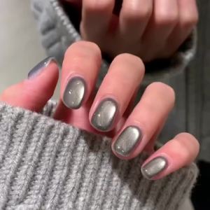 Sơn Móng Tay Gel Mắt Mèo MIANEL 10ML Màu Tro Khói Tông Xám Với Hạt Thủy Tinh Lấp Lánh Xu Hướng Mới 2026 Tạo Hiệu Ứng Mắt Mèo Quyến Rũ.