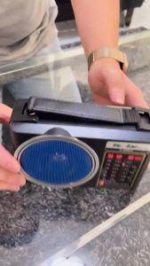 GDPLUS KUKU Solar Rechargeable Portable AM/FM/SW Radio with Emergency Light / TF/USB/MP3