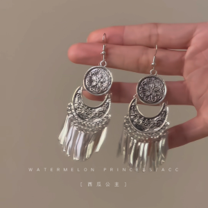 Dai Girl New Chinese Style National Style Earrings Female Antique and Ethnic Style Tassel with Cheongsam Han Dynasty Earrings Fashion