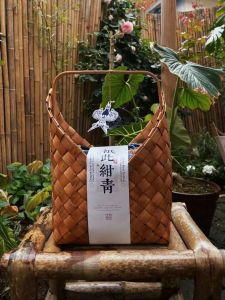 Handmade Bamboo Basket for Gift Packaging Hand Carry
