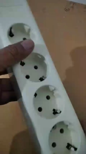 STOP KONTAK DEXICON 4 LUBANG – COLOKAN LISTRIK AMAN SNI DENGAN ARDE & LAMPU INDIKATOR