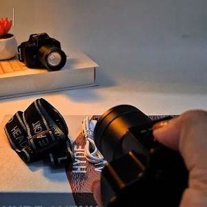 ไฟฉายคาดหัว led ชาร์จไฟ ลุยฝนได้ การช่วยเหลือแผ่นดินไหว เหตุฉุกเฉินแผ่นดินไหว ลุยฝนได้ ทนทานมีปลั๊กชาร์จในตัว   รับประกัน ไฟฉายคาดหัวแรงสูง