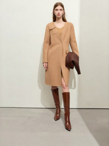 AMII | Asymmetrical Slimming Wool Tweed Coat