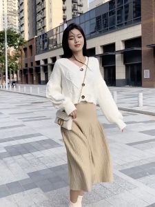 Chân Váy Len Váy Dệt Kim Thu Đông Dáng Chữ A Vải Len Gân Nổi Mềm Mại Dày Dặn YOLUMI