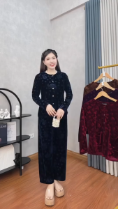 Bộ Quần Áo Nhung Cho Người Già Và Nữ Trung Niên Phong Cách Cổ Điển