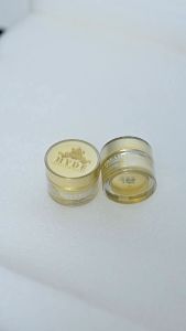 Paket Skincare Hyde Beauty: 1 Paket GLOWING isi 5\\n\\n Apa itu Paket Skincare Hyde Beauty?\\n\\nPaket Skincare Hyde Beauty adalah rangkaian produk perawatan kulit yang dirancang untuk memberikan hasil optimal dalam perawatan kulit Anda. Dengan kandungan alami dan bahan berkualitas tinggi, produk-produk ini dirancang untuk membantu Anda mencapai kulit yang sehat, cerah, dan bercahaya. Paket Skincare Hyde Beauty ini berisi 5 produk yang dirancang untuk memberikan hasil terbaik dalam perawatan kulit Anda: Facial Wash & Day Cream, Krim Malam Forte, Toner, Serum Lemon, dan Serum Sakura.\\n\\n Facial Wash & Day Cream\\n\\nFacial Wash & Day Cream adalah dua produk penting dalam paket skincare Hyde Beauty. Facial Wash dirancang untuk membersihkan kulit Anda secara efektif, sementara Day Cream membantu melindungi kulit Anda selama siang hari dan memberikan nutrisi yang dibutuhkan oleh kulit Anda.\\n\\n Krim Malam Forte\\n\\nKrim Malam Forte adalah produk yang dirancang untuk membantu proses regenerasi kulit selama tidur. Dengan kandungan alami yang membantu mencerahkan dan melembutkan kulit, Krim Malam Forte dapat membantu Anda mendapatkan kulit yang sehat dan bercahaya.\\n\\n Paket Skincare Isi 5\\n\\nPaket Skincare Hyde Beauty ini berisi 5 produk yang dirancang untuk memberikan hasil terbaik dalam perawatan kulit Anda. Dengan menggunakan semua produk ini secara rutin, Anda dapat mencapai kulit yang sehat, cerah, dan bercahaya.\\n\\n Bagaimana Cara Menggunakan Paket Skincare Hyde Beauty?\\n\\nBerikut adalah langkah-langkah penggunaan Paket Skincare Hyde Beauty:\\n\\n1. Bersihkan wajah Anda dengan Facial Wash.\\n2. Gunakan toner untuk membersihkan sisa-sisa kotoran dan membersihkan pori-pori.\\n3. Oleskan Day Cream pada wajah Anda selama siang hari.\\n4. Sebelum tidur, oleskan Krim Malam Forte pada wajah Anda.\\n5. Gunakan Serum Lemon atau Serum Sakura sesuai kebutuhan Anda.\\n\\n Tips Menggunakan Paket Skincare Hyde Beauty\\n\\nBerikut adalah beberapa tips untuk menggunakan Paket Skincare Hyde Beauty:\\n\\n* Gunakan produk-produk ini secara rutin untuk mendapatkan hasil terbaik.\\n* Jangan lupa untuk membersihkan wajah Anda sebelum tidur.\\n* Jika Anda memiliki kulit sensitif, cobalah untuk menggunakan produk-produk ini secara bertahap.\\n* Jangan lupa untuk minum air yang cukup untuk menjaga kelembutan kulit Anda.\\n\\n Keunggulan Paket Skincare Hyde Beauty\\n\\nPaket Skincare Hyde Beauty memiliki beberapa keunggulan yang membuatnya menjadi pilihan yang tepat untuk perawatan kulit Anda:\\n\\n* Produk-produk ini dirancang dengan bahan alami dan berkualitas tinggi.\\n* Produk-produk ini dirancang untuk membantu Anda mencapai kulit yang sehat, cerah, dan bercahaya.\\n* Produk-produk ini mudah digunakan dan cocok untuk semua jenis kulit.\\n\\n Manfaat Serum Lemon & Sakura\\n\\nSerum Lemon dan Sakura adalah dua produk yang memiliki manfaat yang sangat baik bagi kulit Anda. Serum Lemon dapat membantu mencerahkan kulit Anda dan mengurangi noda hitam, sementara Serum Sakura dapat membantu melembutkan dan memperbaiki tekstur kulit Anda.\\n\\n Kesimpulan\\n\\nPaket Skincare Hyde Beauty adalah pilihan yang tepat untuk perawatan kulit Anda. Dengan kandungan alami dan bahan berkualitas tinggi, produk-produk ini dirancang untuk membantu Anda mencapai kulit yang sehat, cerah, dan bercahaya. Jadi, jangan ragu untuk mencoba Paket Skincare Hyde Beauty dan rasakan manfaatnya sendiri.\\n\\n Rekomendasi Paket Skincare Hyde Beauty\\n\\nPaket Skincare Hyde Beauty sangat direkomendasikan untuk Anda yang ingin merawat kulit Anda dengan cara yang efektif dan alami. Dengan menggunakan produk-produk ini secara rutin, Anda dapat mencapai kulit yang sehat, cerah, dan bercahaya.\\n\\n Kesimpulan Singkat\\n\\nPaket Skincare Hyde Beauty adalah rangkaian produk perawatan kulit yang dirancang untuk memberikan hasil optimal dalam perawatan kulit Anda. Dengan kandungan alami dan bahan berkualitas tinggi, produk-produk ini dirancang untuk membantu Anda mencapai kulit yang sehat, cerah, dan bercahaya.\n}