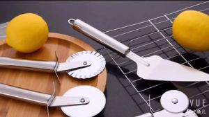 [SG Seller] Stainless Steel Pizza Cutter Double Slicer Wheel & Pizza shovel/Cake Bread Pies Round Knife Pasta Dough Baking Kitchen Cooking Tool Home Party Supply