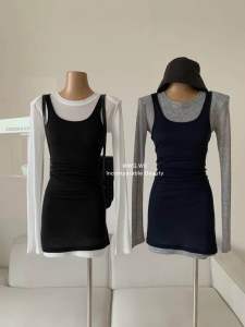 เสื้อแขนยาวมีฟองน้ำเสริม + เดรสกล้ามสีดำ เนื้อผ้ายืดอย่างดี 420บ่ืส่งฟรี TAG:WG.WE 🇰🇷