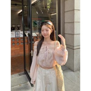 Pure Desire Style One-shoulder Lace Spliced Tie-up Waist Short Blouse