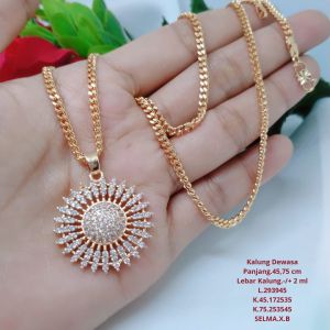 KALUNG PLES LIONTIN JUMBO LAPIS EMAS TITANIUM LAPIS RODHIUM COD